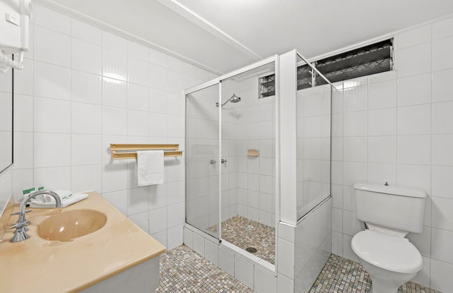 Koala Court Holiday Apartments - Photo 51