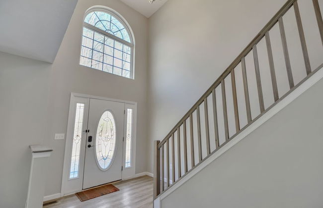 Pocono Retreat: Lake, Firepit, Bbq, Gameroom, Ski 4 Bedroom Home by RedAwning - Foto 26