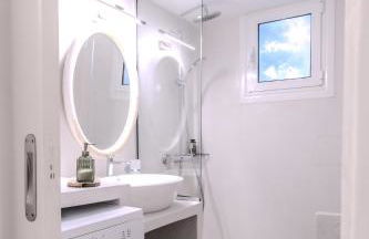 Chrisi Holiday Home - 500 sqm Private Gardens & Nature View - 300m by the sea - Photo 12