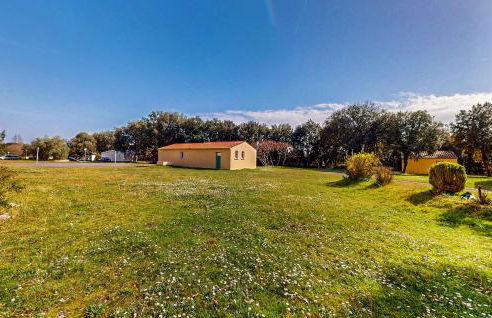 Pet Friendly Home In Saint-Savinien - Foto 17