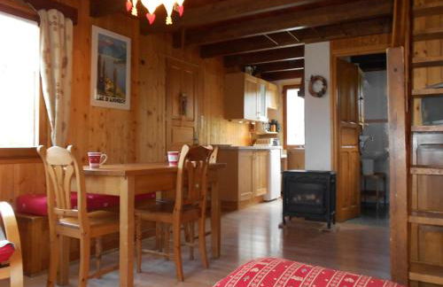 Chalet in Notre-Dame near Ski Lift - Foto 4