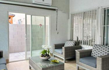 3BR - 3BA w Pool & BBQ -15 Mins to Strip & Airport - Foto 42