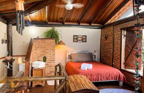 Casa de Hospedes Chalé Rustico com Banheira e Piscina Privativa a 1h de SP Espaço Totalmente Privativo - Foto 65