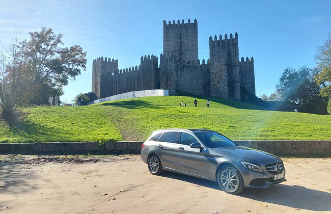 Escursione a Guimarães + Degustazione di vino - Foto 1