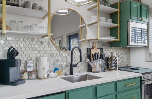 The Evergreen Treehouse with Winter Views - Foto 9