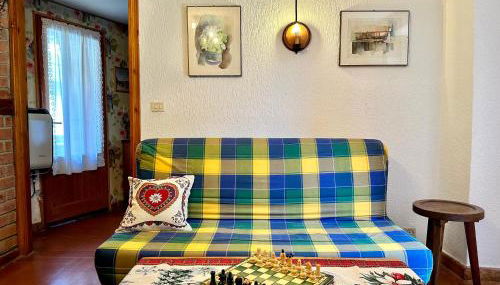 Cozy Three-Room Apartment with Mountain View & Parking - Ussin Chalet - Valtournenche - Foto 5