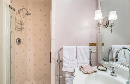 9-Acre New River Retreat Near Radford University - Foto 20