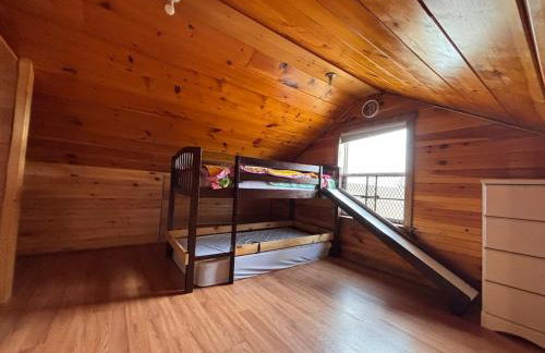 Cute 3 bedroom cabin on a farm - Foto 12