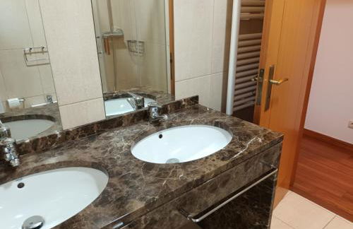 Casa de Ribes T2 Vista Fantástica - Foto 14