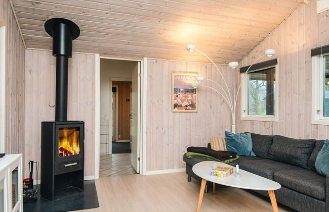 Rustic Holiday Home in Ansager near Water - Photo 17