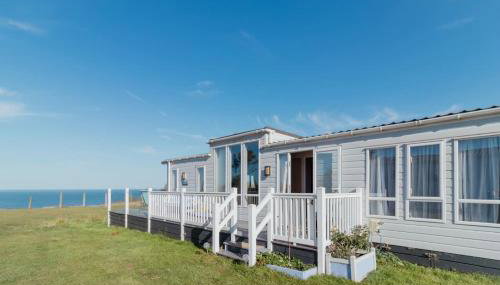 The Lodge - Dog-Friendly Sea View Lodge - Pool available for Long Stays - Foto 1