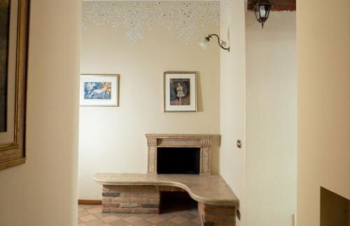 Wonderful downtown apartment-HD NETFLIX, KING-SIZE BED, two minutes' walk from metro - Foto 11