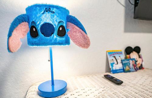 Stylish Retreat with Pool near The Parks - Foto 48