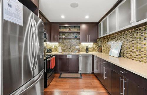 Stunning Bayfront condo with gorgeous views, garage, massive roof deck & AC - dogs welcome! - Foto 48