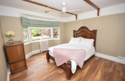 The Sheriff House - Beautiful large property in Wroxham, perfect for family holidays - Photo 16