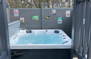 Tigers Wood - 2 bed hot tub lodge with free golf, NO BUGGY - Foto 33