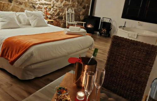 DUO SOMNIA, suites con jacuzzi y chimenea, only adults - Photo 3