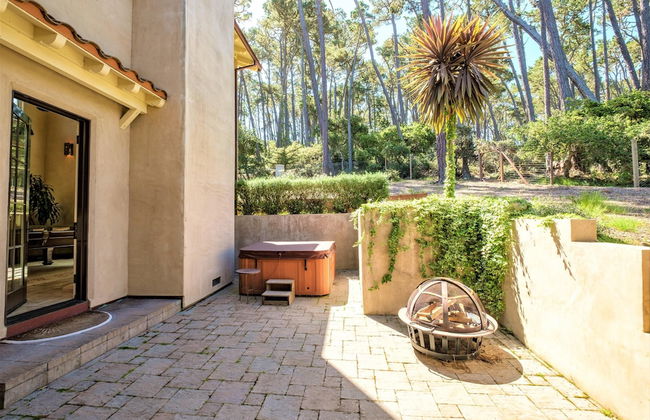 Lx17 Pebble Beach Golfer Retreat - Photo 10