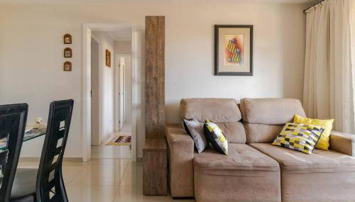 Apto amplo 5 pessoas 2 banheiros garagem - Foto 2