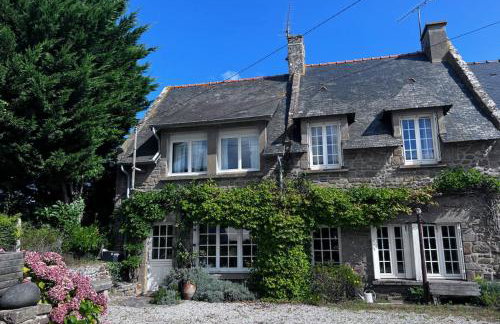 Rare pearl with garden facing the sea - Photo 20