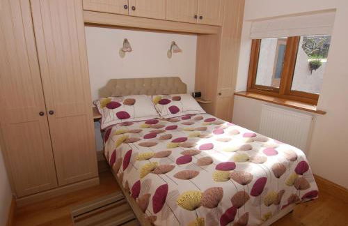 The Milking Parlour - Photo 4