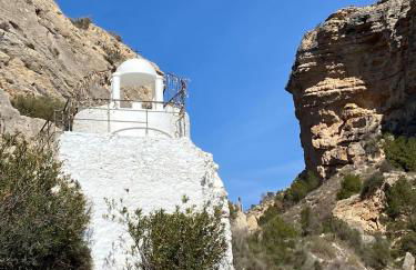 Maison typique avec vue dégagée sur la vallée - Photo 9