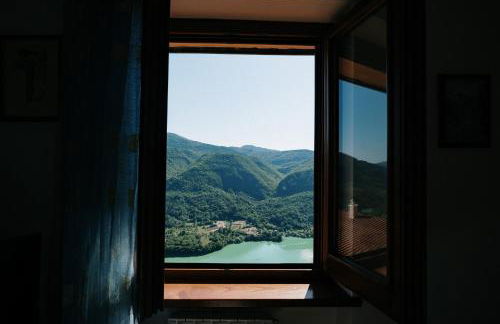 Lago del Turano - Guest House il Nido dell'Aquila - Foto 18