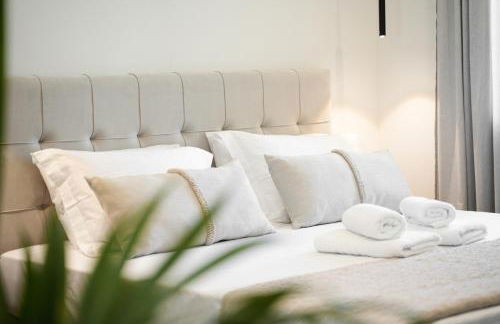 Apademia Skyros Luxury Apartment - Photo 35