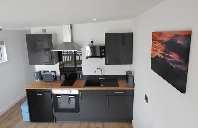 House Of Juniper - The Cabins - Photo 15