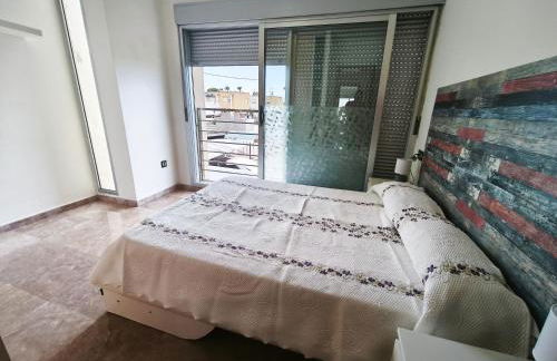 Adosado cerca del mar con piscina privada - Foto 26