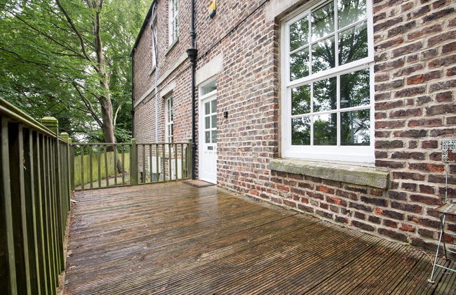 Apartment 2 The Grove - Photo 23