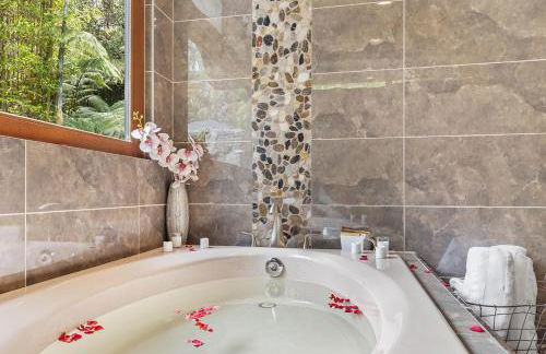 Volcano Tea House Cottage-SpaBath-HotTub-FirePlace - Foto 59