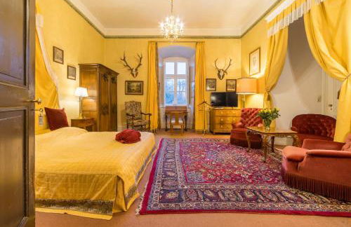 Burg Satzvey - Photo 19