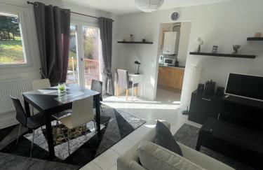 Les Jonchères - Foto 1