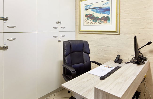 First Group Hastings Hall - Photo 26