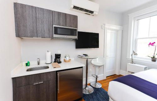 A Stylish Stay w/ a Queen Bed, Heated Floors.. #26 - Foto 2