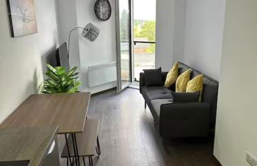 1BR Hideaway Near NEC & Resorts World - Ideal for Travelers - Foto 1