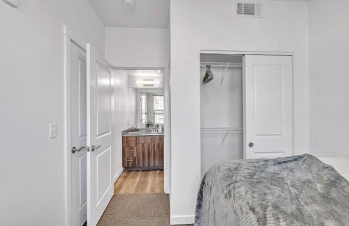 Cozy Stay by Clark Fork River and near DT - Foto 28