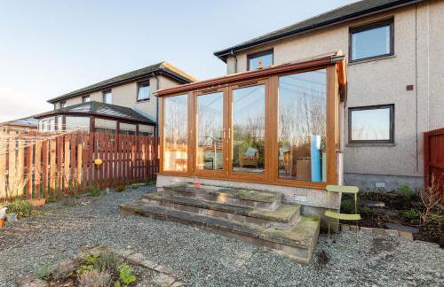 Spacious 3 Bedroom Retreat for up to 6 - Foto 7