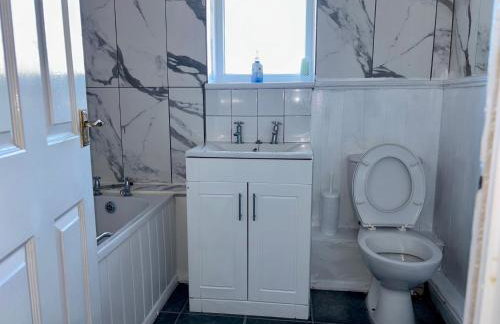 2 Bed House-Sleeps 4-Free Parking - Foto 28