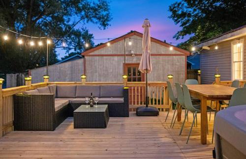 10min to NRG | Hot tub | Sauna | Firepit | 4br 3ba - Foto 40