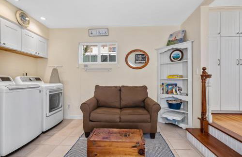 Stunning beach home - steps2sand, AC, Large Patio and Fast Wifi! - Foto 26