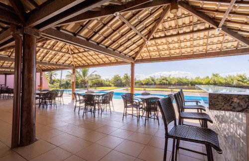 Apt em Condomínio pé na areia - Praia da Perola - Foto 40