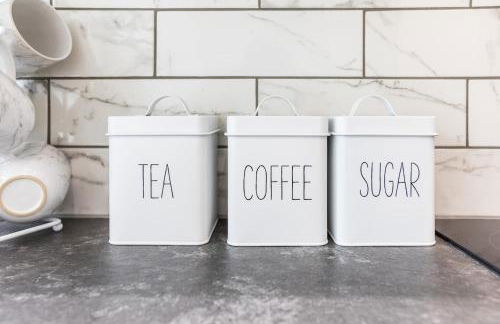 4 Bed Home sleeps 7 close to Cheshire Oaks Princes Rd - Photo 16