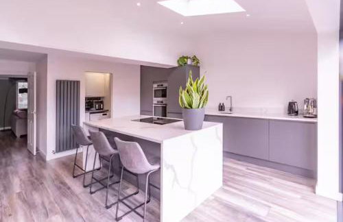 Comfortable 3 bedroom Home Chelmsford Sleeps 5 - Pass the Keys - Foto 4