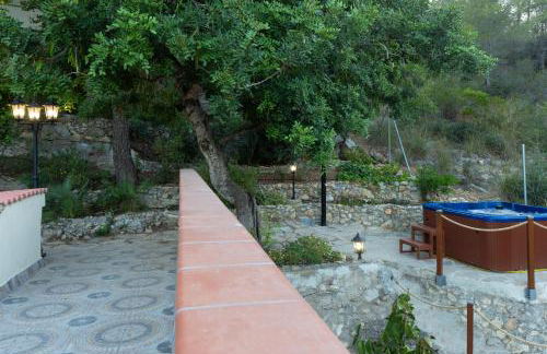 SILOM HOUSE - Photo 26