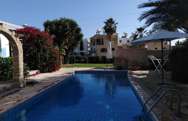 Lovely 7 Bedroom Villa !! - Photo 43