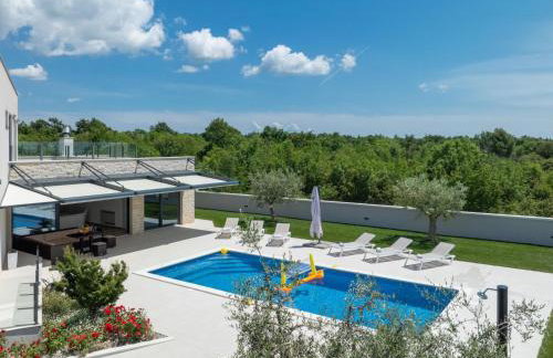 Holiday Home Villa EmMa mit 5 Schlafzimmern und beheiztem Pool by Interhome - Foto 9