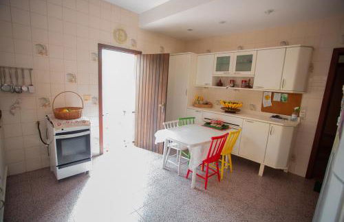 Casa a 50m da Praia de Itacoatiara Niteroi RJ - Foto 27