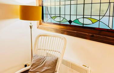 Stacey's 4 Bedroom House in Pontypool - Photo 10